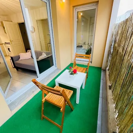 Appartement Avec Place De Parking Et Piscine Villefranche-sur-Saône Exterior foto