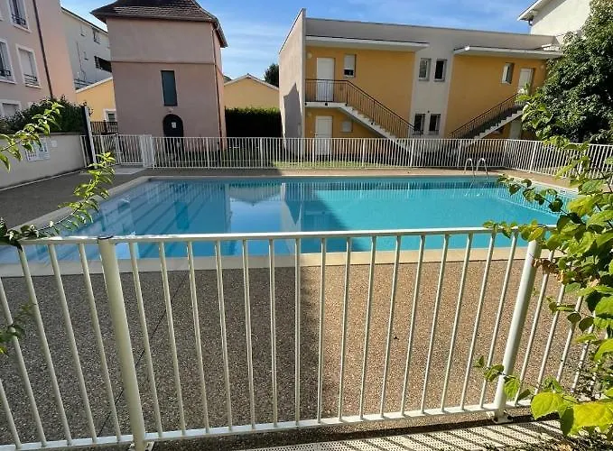 Appartement Avec Place De Parking Et Piscine
